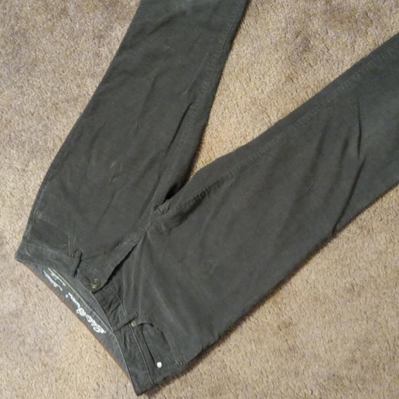 Eddie Bauer Slim Boyfriend Cordory, Medium - Picture 3 of 8